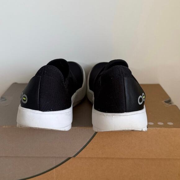 OOFOS OOmg eeZee Black/White Mesh Slip On Recovery Sneakers Women - SZ 8.5 - Picture 5 of 10
